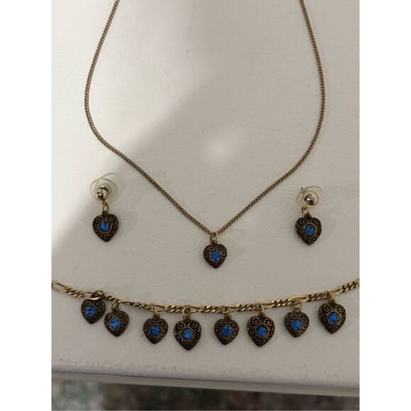 Blue Dangled Hearts Jewelry Set Bracelet, Earrings & Pendent - Picture 6 of 6